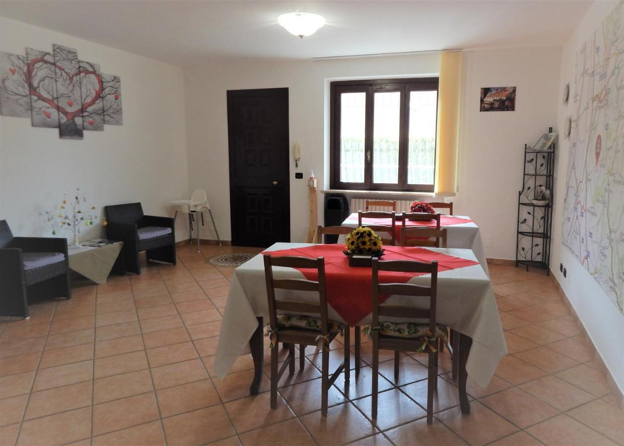 Amo' Le Langhe Bed & Breakfast Narzole ภายนอก รูปภาพ